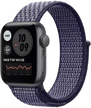 Фото Apple Watch Nike SE GPS 40mm Space Gray Aluminum Case with Purple Pulse Nike Sport Loop