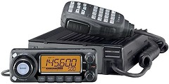 Фото ICOM IC-208H