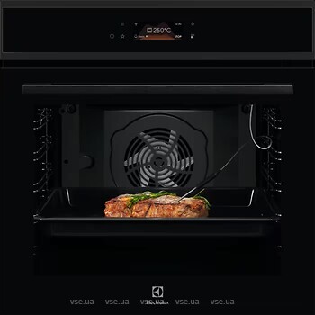 Фото Electrolux EOE8P39H
