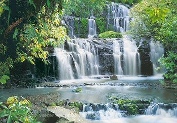 Фото Komar Products Pura Kaunui Falls 8-256