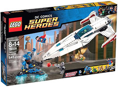 Фото LEGO Super Heroes Вторгнення Дарксайд (76028)