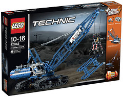 Фото LEGO Technic Гусеничный кран (42042)