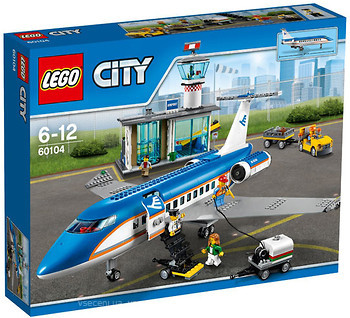 Фото LEGO City Пасажирський термінал (60104)