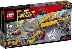 Фото LEGO Super Heroes Нападение на бензовоз (76067)