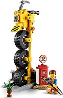 Фото LEGO Movie 2 Трехколесный велосипед Эммета (70823)