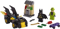 Фото LEGO Batman Бэтмен и ограбление Загадочника (76137)