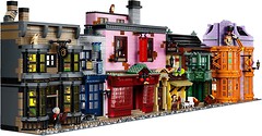 Фото LEGO Harry Potter Косой переулок (75978)
