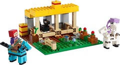 Фото LEGO Minecraft Конюшня (21171)
