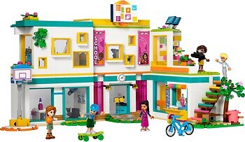 Фото LEGO Friends Международная школа Хартлейк Сити (41731)