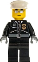 Фото LEGO City Policeman - Leather Jacket with Gold Badge, White Hat (cty0039)