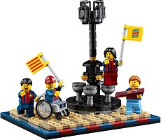 Фото LEGO Вшанування ФК Барселона (40485)