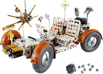 Фото LEGO Technic Місячний автомобіль NASA Apollo (42182)