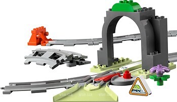 Фото LEGO Duplo Дополнительный набор. Железнодорожный тоннель и пути (10425)