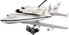 Фото LEGO Icons Літак-носій шатлів (10360)