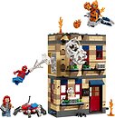Фото LEGO Marvel Квартира Пітера Паркера (76317)