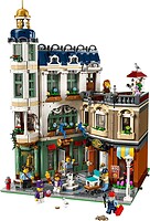 Фото LEGO Icons Торговая улица (11371)