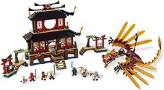 Фото LEGO Ninjago Вогняний Храм (2507)