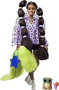 Фото Mattel Барби Extra Модница с пушистой накидкой и длинными косичками (GXF10)