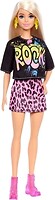 Фото Mattel Барби Fashionistas Модница в стильной рок-футболке (GRB47)