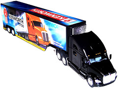 Фото Kinsmart Kenworth T700 (KT1302W)