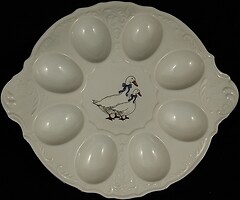Фото Thun Bernadotte 5936B59 тарілка для яєць 25 см