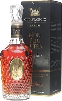 Фото A.H. Riise Non Plus Ultra Very Rare 0.7 л в упаковці